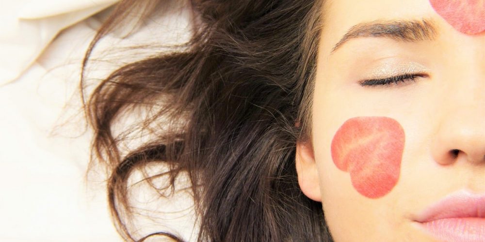 Kako negovati kožu lica : 26 prirodnih načina